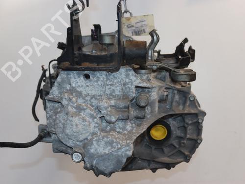 Getriebe für TOYOTA YARIS (_P9_) 1.33 VVT-i (NSP90_, NSP90R) (100 hp) 28285279