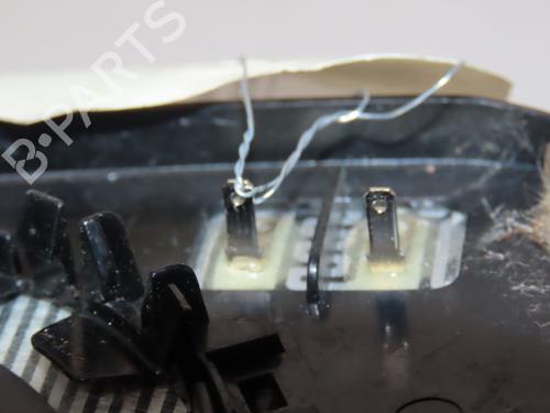 Used Right mirror glass Right mirror glass RENAULT CLIO V (B7_) 1.6 E-TECH 140 (B7MU) (140 hp) 33835851 33835851