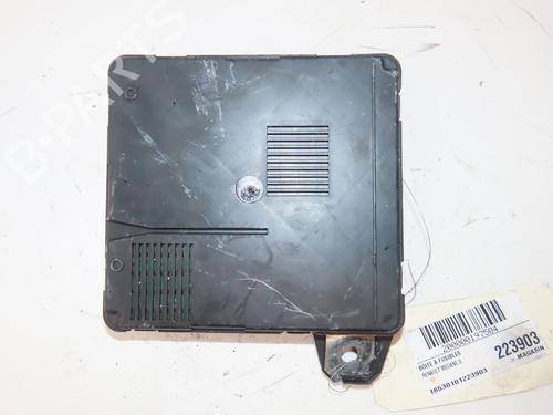 Used Fuse box Fuse box 38627762 38627762