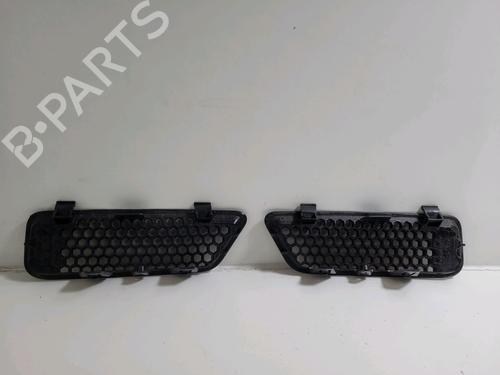 Used Grille RENAULT SCÉNIC I MPV (JA0/1_, FA0_) 1.6 (JA00, JA16, JA15, JA19, JA1V, JA2B, JA2C, JA0B,... (107 hp) 9024050
