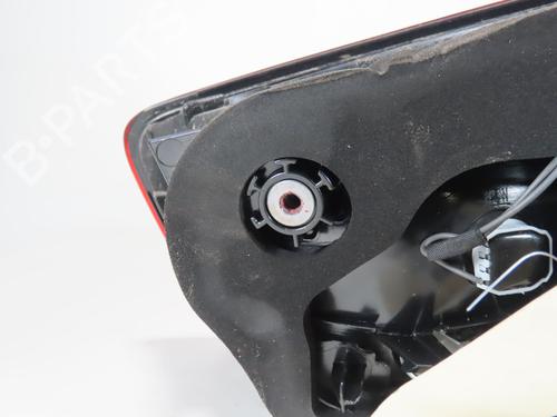 Used Left taillight CITROËN C4 Picasso II 1.2 THP 130 (130 hp) 31031157