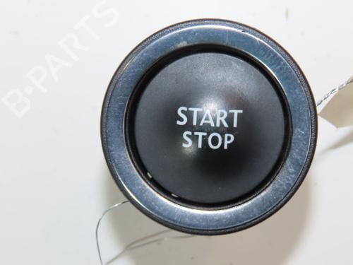 switch-renault-kadjar-ha_-hl_-2015-29380411 main image