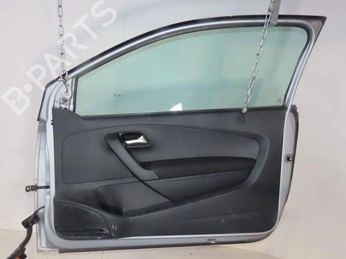 Used Right front door VW POLO V (6R1, 6C1) 1.4 TDI (75 hp) 26876778