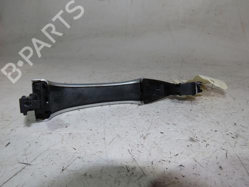 Used Front right exterior door handle Front right exterior door handle 20077929 20077929