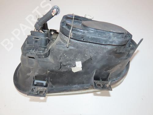 Used Right headlight Right headlight VW GOLF IV (1J1) 1.9 SDI (68 hp) 35887375 35887375