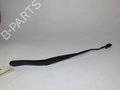 Front windshield wiper arm RENAULT CLIO V (B7_) 1.0 TCe 90 (B7MT) | BP23165517C143