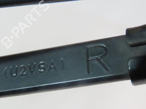 Used Front windshield wiper arm FORD FOCUS III 1.6 TDCi ECOnetic (105 hp) 26405234