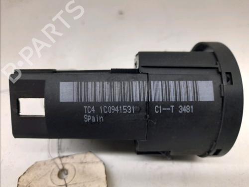 Used Headlight switch VW BORA I (1J2) 1.9 TDI (101 hp) 9013727
