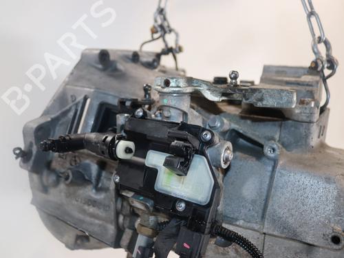 gearbox-peugeot-208-i-ca_-cc_-2012-2013-2014-2015-2016-2017-2018-2019-2020-2021-31843823 main image