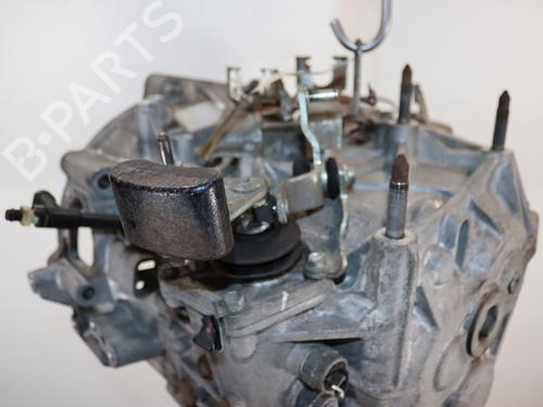 Cambio Cambio MITSUBISHI GRANDIS (NA_W) 2.0 DI-D (NA8W) (140 hp) 33712389 33712389