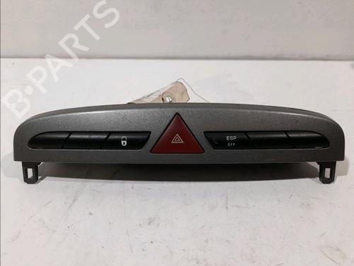 Used Warning switch PEUGEOT 308 I (4A_, 4C_) 1.6 HDi (109 hp) 9024643