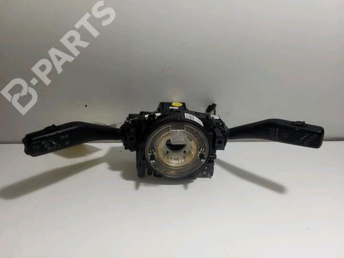 Used Steering column stalk VW GOLF VI (5K1) 1.6 TDI (105 hp) 9031888