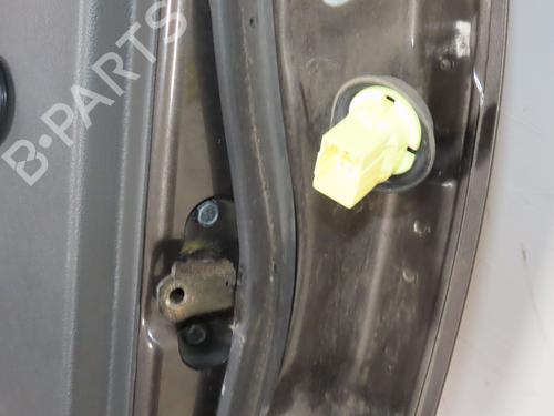 Used Left rear door Left rear door 38944388 38944388