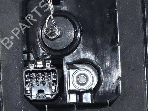 Farolim esquerdo da mala PEUGEOT 3008 II SUV (MC_, MR_, MJ_, M4_) 1.5 BlueHDi 130 (131 hp) 33222222