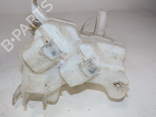 Used Windscreen washer tank TOYOTA YARIS (_P15_) 1.3 (NSP150_) (99 hp) 32487011