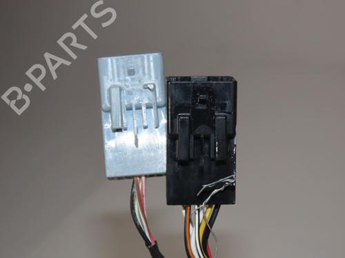 ryggespeil-hyre-dacia-duster-hm_-2017-31820662 main image