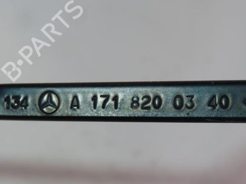 Used Front windshield wiper arm MERCEDES-BENZ SLK (R171) 200 Kompressor (171.442) (163 hp) 28121182