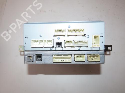 radio-toyota-auris-estate-_e18_-2013-2014-2015-2016-2017-2018-36485545 main image