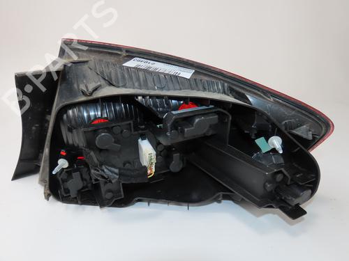 Used Left taillight PEUGEOT 407 (6D_) 1.6 HDi 110 (6D9HZC, 6D9HYC) (109 hp) 27622264