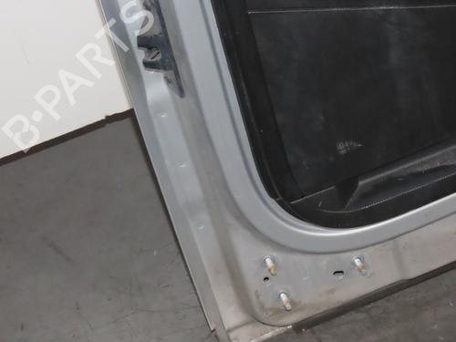 Used Right slide door Right slide door 37454344 37454344