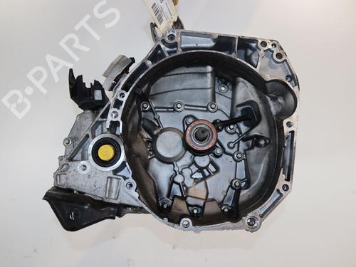 Used Gearbox Gearbox RENAULT CLIO V (B7_) 1.0 TCe 100 (B7MT) (101 hp) 33632561 33632561