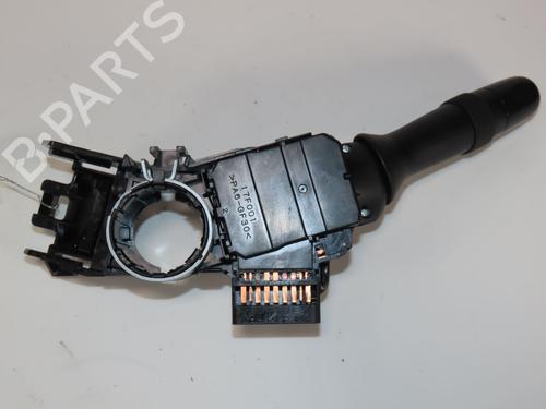 Interruttore luci Interruttore luci TOYOTA YARIS (_P9_) 1.3 VVT-i (SCP90_, SCP90R) (87 hp) 34529296 34529296