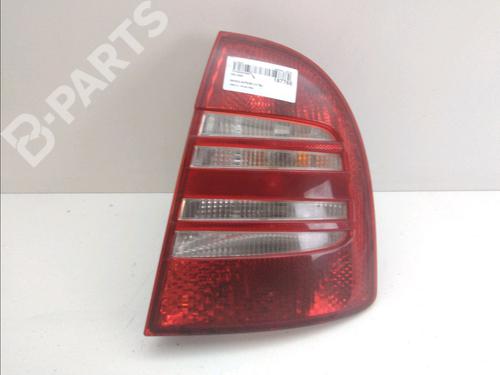 Used Right taillight SKODA SUPERB I (3U4) 2.5 TDI (155 hp) 11804752