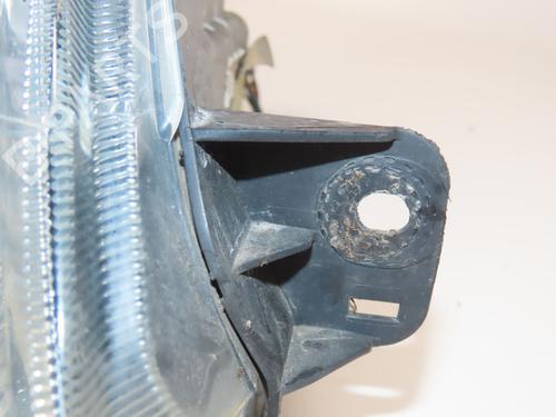 Used Right headlight FORD FIESTA V (JH_, JD_) 1.4 TDCi (68 hp) 31277513