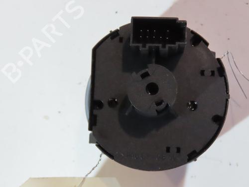 Commande de phare SKODA SUPERB III (3V3) 1.6 TDI (120 hp) 29414817