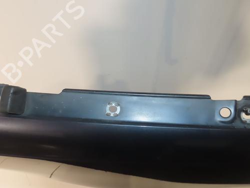 Guarda-lamas direito VW POLO IV (9N_, 9A_) 1.4 TDI (80 hp) 32075882