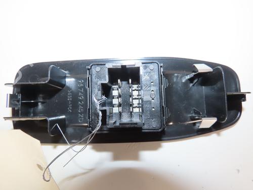 Left front window switch PEUGEOT 208 I (CA_, CC_) 1.2 VTI 82 | BP36485679I27 - Image 2