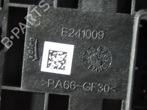 Used Left front window switch DACIA SANDERO III 1.0 TCe 90 (91 hp) 23163411