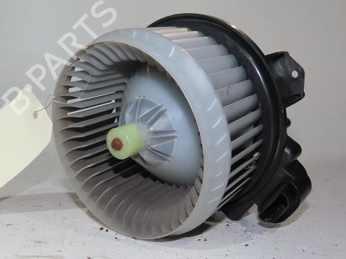 Used Heater blower motor TOYOTA YARIS (_P13_) 1.5 Hybrid (NHP130_, NHP130) (101 hp) 24486824