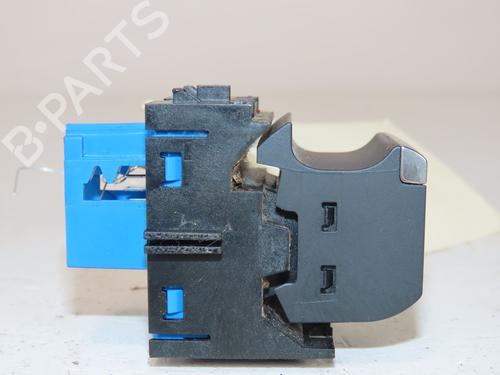 Used Hand brake PEUGEOT 5008 II (MC_, MJ_, MR_, M4_) 1.5 BlueHDi 130 (MCYHZJ, MCYHZR, MCYHZX) (131 hp) 31031053