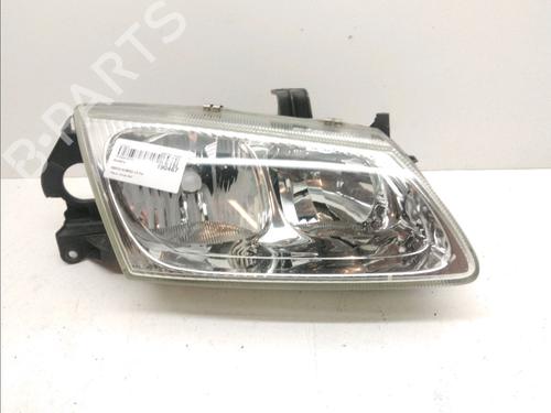 Used Right headlight NISSAN ALMERA II Hatchback (N16) 1.8 (114 hp) 15058641