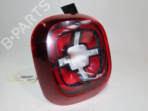 left-taillight-dacia-duster-hm_-2017-38077334 main image