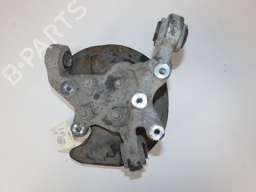 Used Right rear steering knuckle MERCEDES-BENZ A-CLASS (W176) A 180 (176.042) (122 hp) 26876754