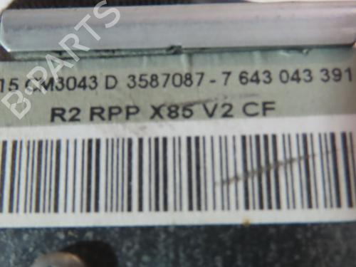 Used Radio RENAULT CLIO III (BR0/1, CR0/1) 1.5 dCi (75 hp) 25611131