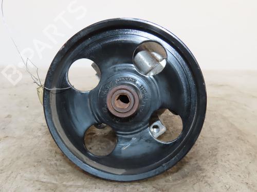 Used Steering pump RENAULT LAGUNA II (BG0/1_) 1.9 dCi (107 hp) 20710946