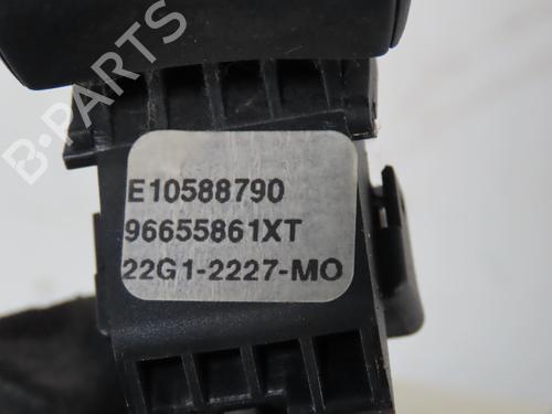 Switch CITROËN DS3 (SA_) 1.6 HDi 90 | BP31843851I30