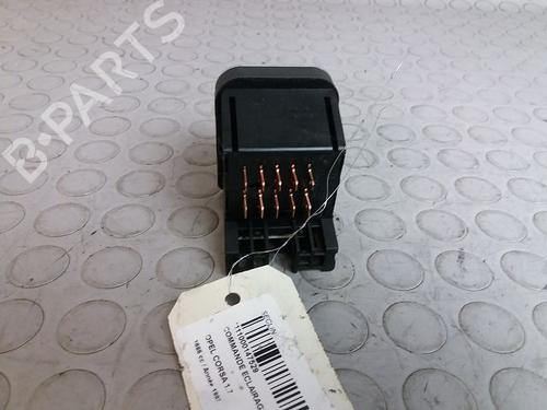 Used Headlight switch OPEL CORSA B (S93) 1.7 D (F08, F68, M68) (60 hp) 9005962