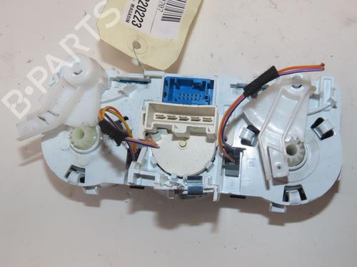 Used Climate control OPEL CORSA D (S07) 1.2 (L08, L68) (86 hp) 33222150