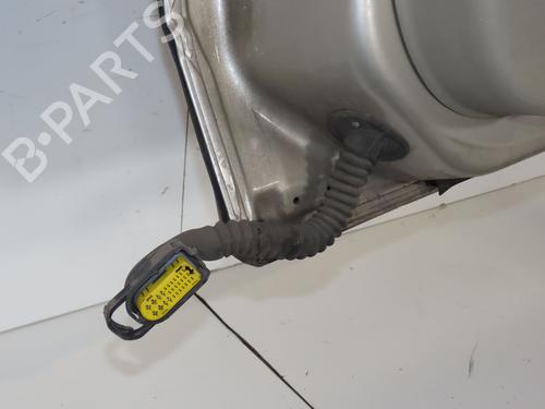 Puerta trasera derecha Puerta trasera derecha RENAULT SCÉNIC III (JZ0/1_) 1.9 dCi (JZ0J, JZ1J, JZ1K, JZ1S) (131 hp) 36054016 36054016