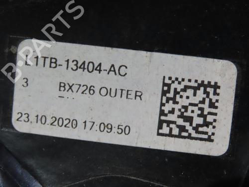 Used Right taillight FORD PUMA (J2K, CF7) 1.0 EcoBoost (125 hp) 27622258