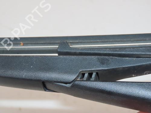 Used Rear windshield wiper arm Rear windshield wiper arm 37253033 37253033
