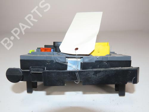 fuse-box-citroen-c4-picasso-i-mpv-ud_-2006-2007-2008-2009-2010-2011-2012-2013-2014-2015-31796374 main image