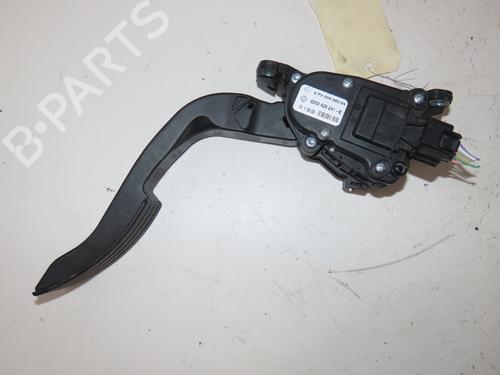 Pedal Pedal RENAULT TWINGO II (CN0_) 1.2 16V (CN0K, CN0V, CN0A) (76 hp) 34255575 34255575