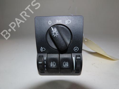 Used Headlight switch OPEL ASTRA G Estate (T98) 1.7 DTI 16V (F35) (75 hp) 18205652
