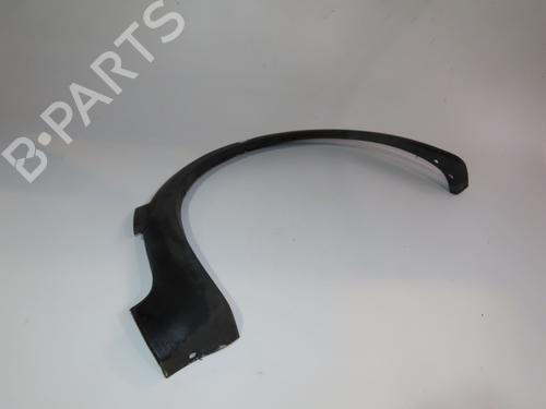 Modanatura parafango posteriore sinistro VW GOLF II (19E, 1G1) 1.6 D (54 hp) 18251804