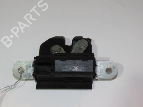 Used Tailgate lock OPEL CORSA D (S07) 1.0 (L08, L68) (60 hp) 18104543